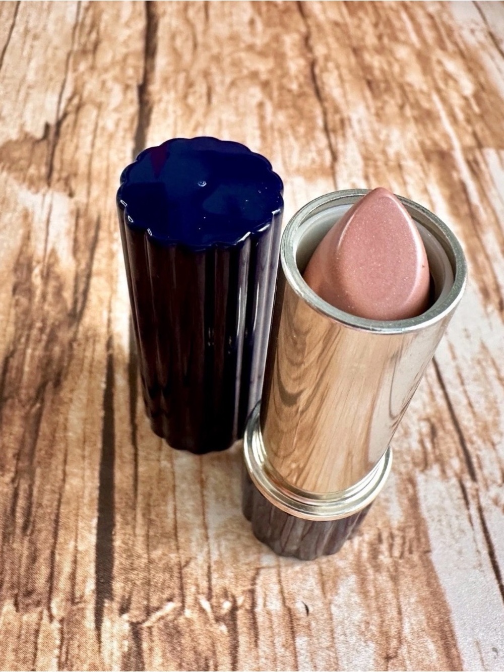 Estee Lauder MOCHA PINK Lipstick (Full Size) navy tube retired - Picture 8 of 8